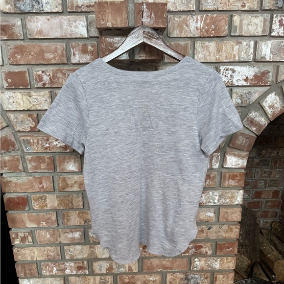 Gentle Fawn Tee - Curved Hem - Grey Sz Large - Picture 5 of 7